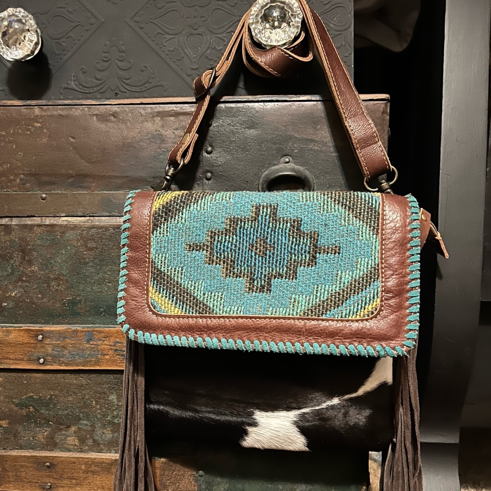Myra Cowhide W/Leather Fringe